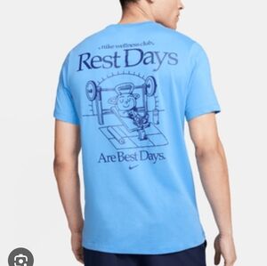 NWT Men's Nike dri-fit graphic tee